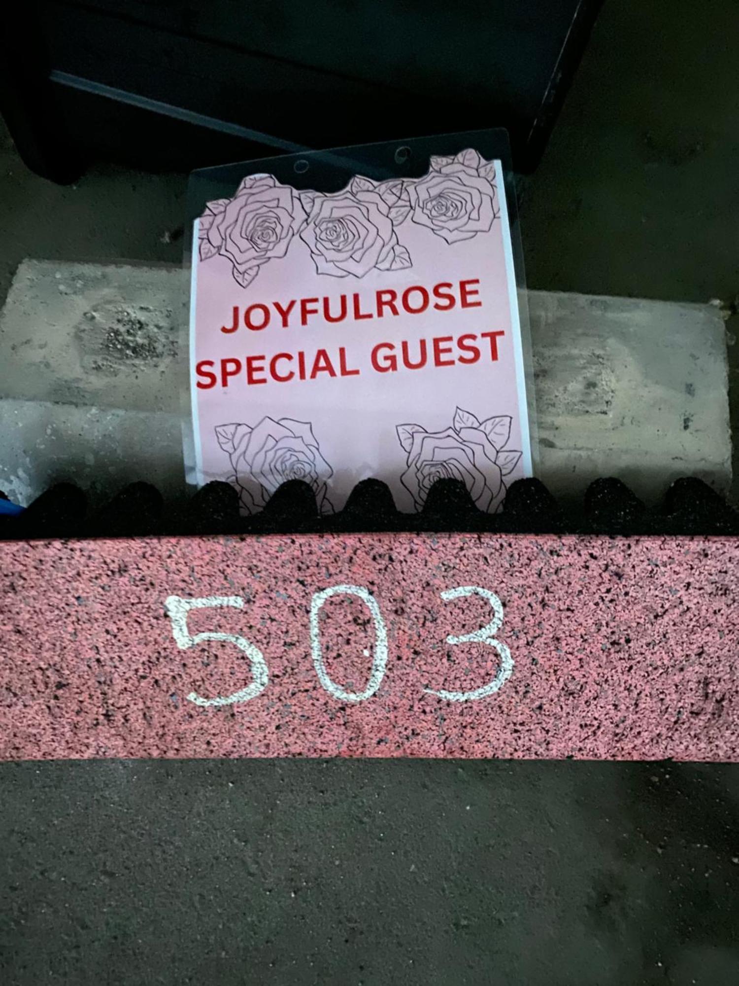 Joyful Rose Apartment Ginowan Bagian luar foto